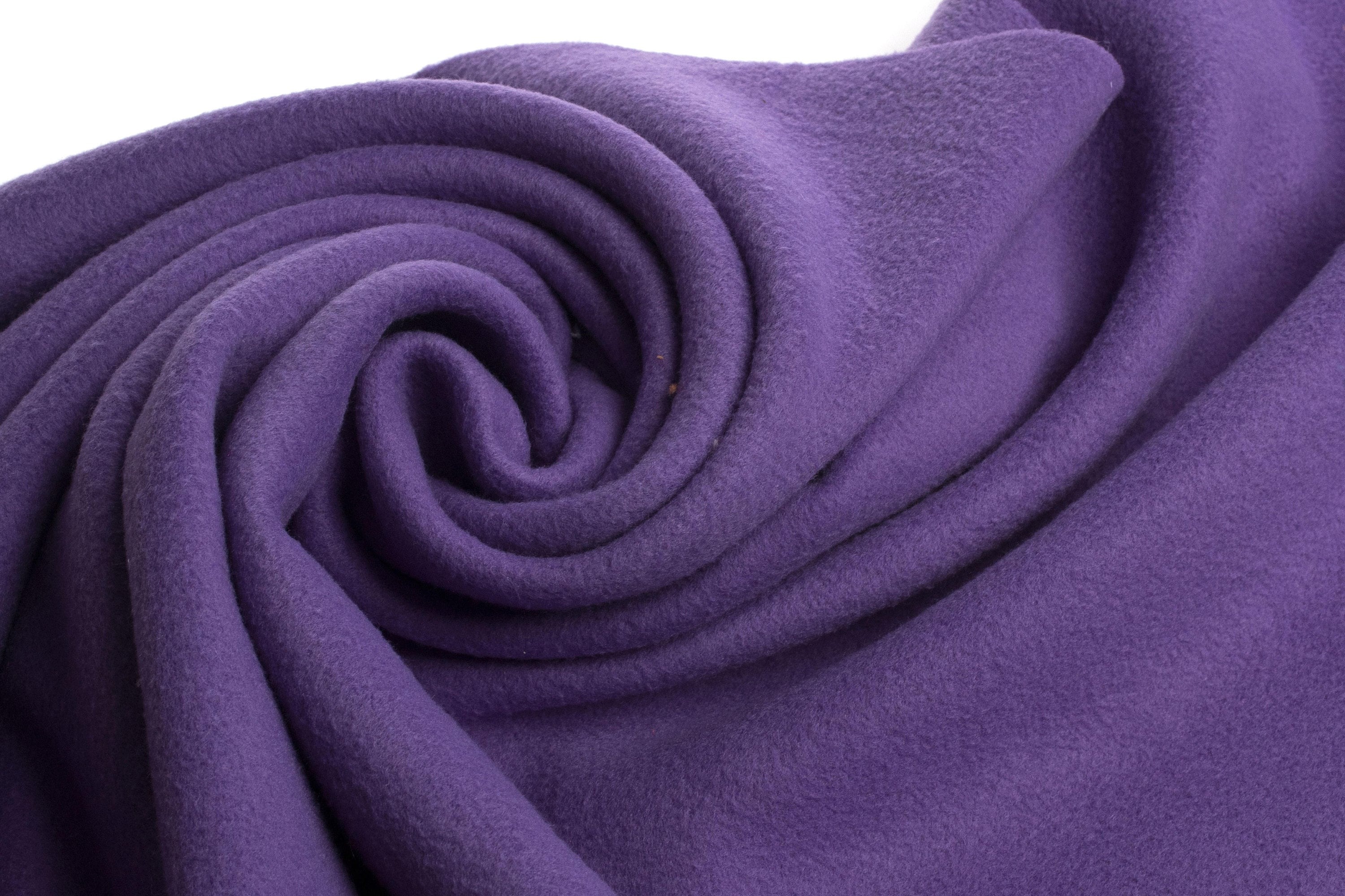 Guide To Customizing And Wholesale Blizzard Fleece Fabric